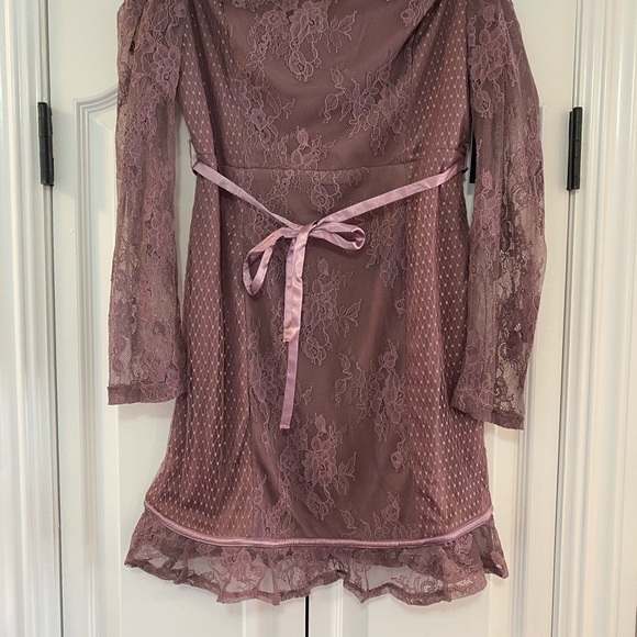 NWT Dusty purple lace off the shoulder mini dress - Picture 6 of 7